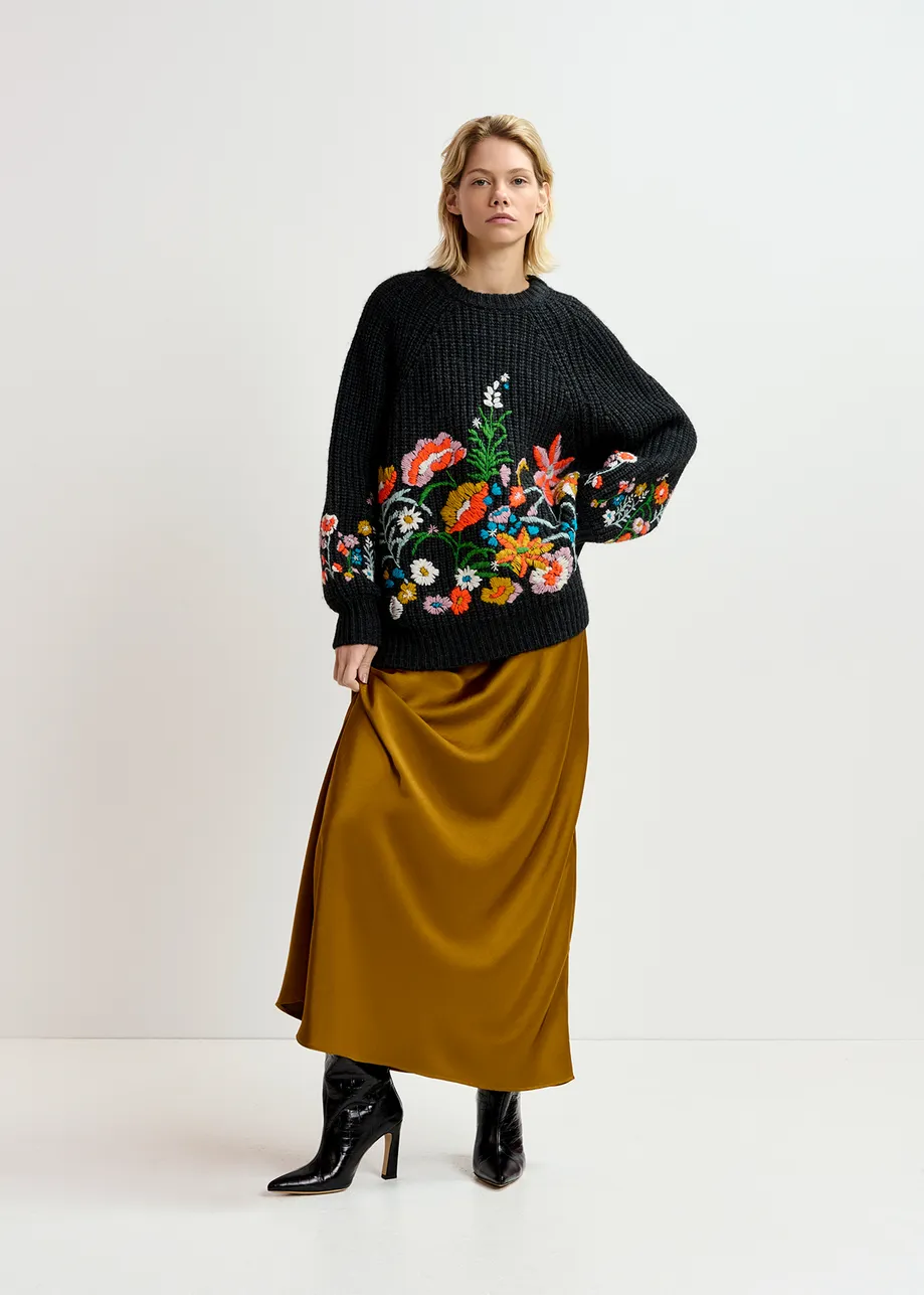 Dark grey rib-knitted sweater with floral embroideries