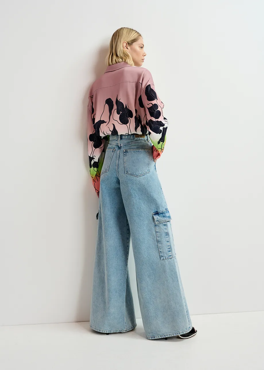 Blue wide-leg cargo jeans