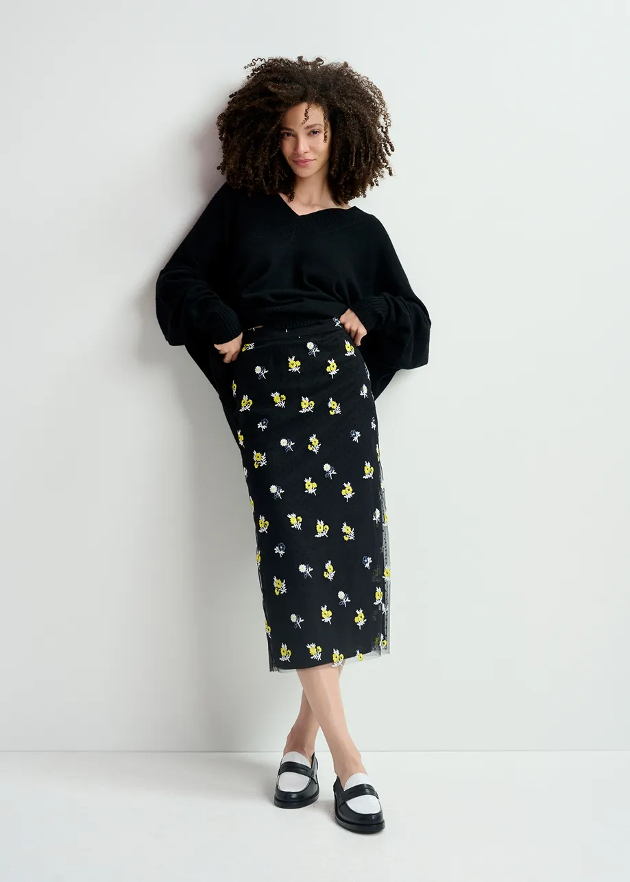 Black tule midi skirt with floral embroideries