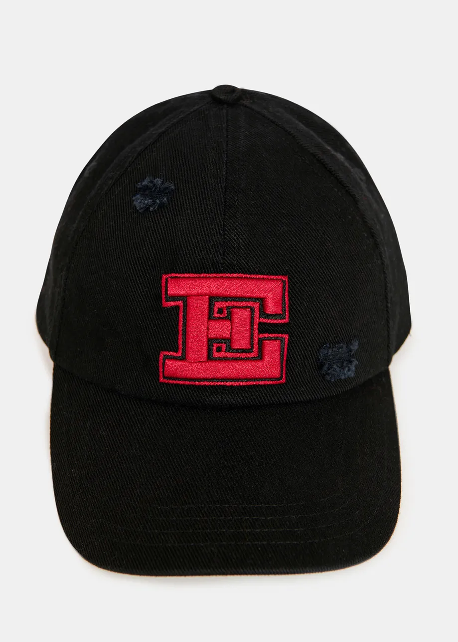 Black embroidered baseball cap