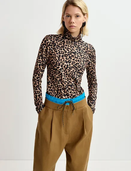 Brown leopard-print turtleneck top