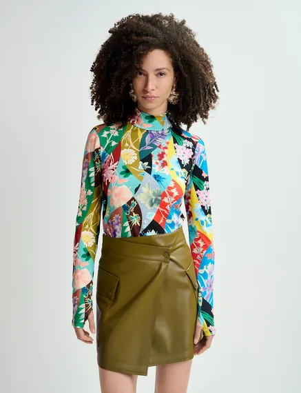 Top dolcevita multicolore con stampa floreale 