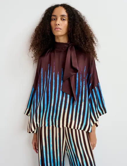 Bruine, blauwe en ecru oversized top met strikkraag