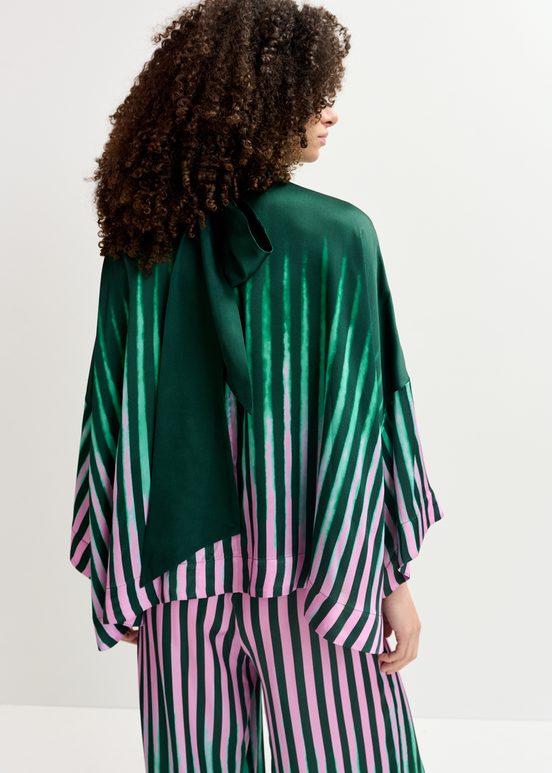 Top oversize con lazo, verde oscuro, verde y rosa