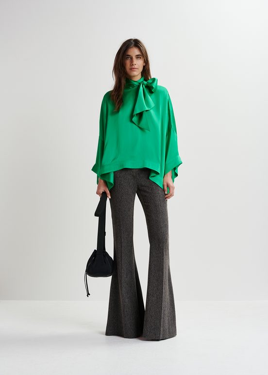 Groene oversized top met strikkraag