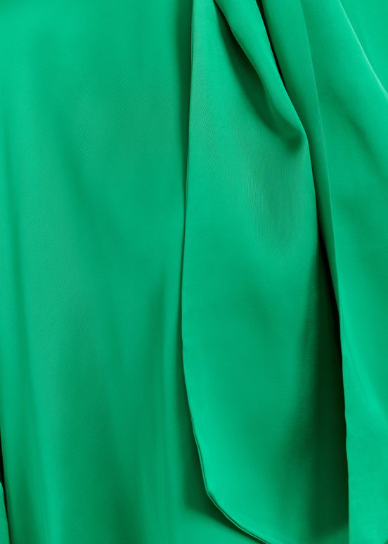 Top oversize verde con fiocco a cravatta