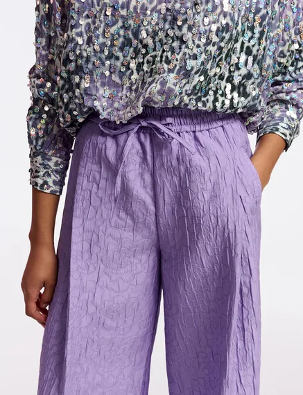 Pantalon large en jacquard fleuri lilas