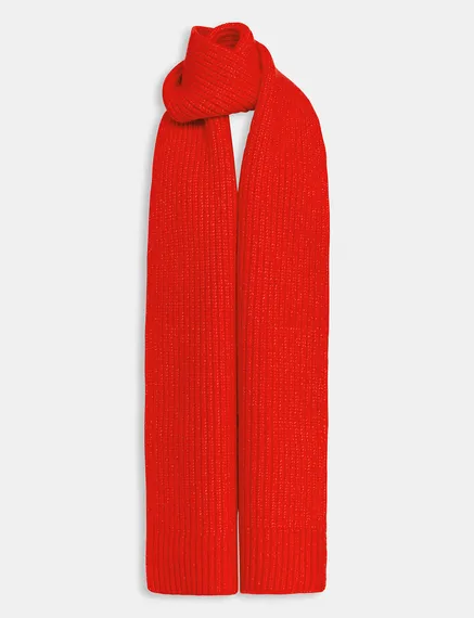 Red rib-knitted scarf