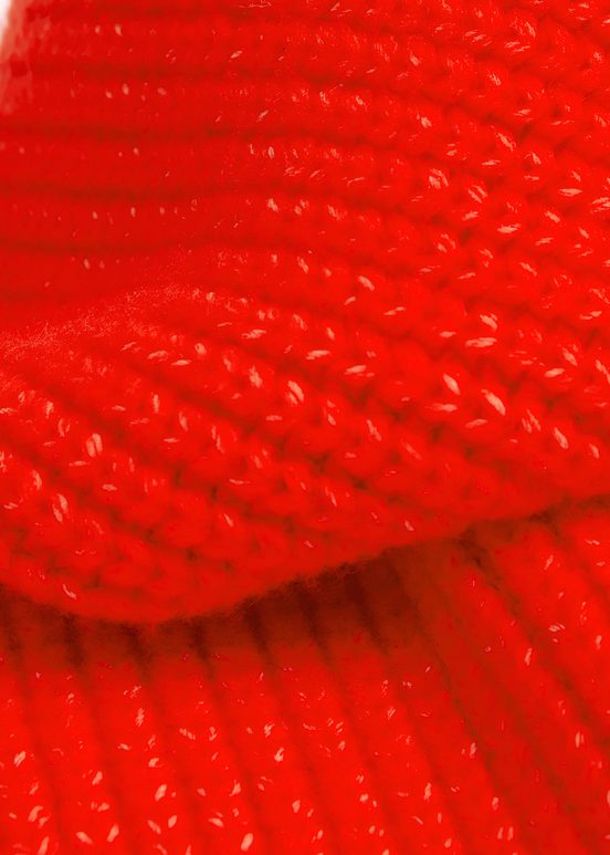 Roter Rippstrickschal