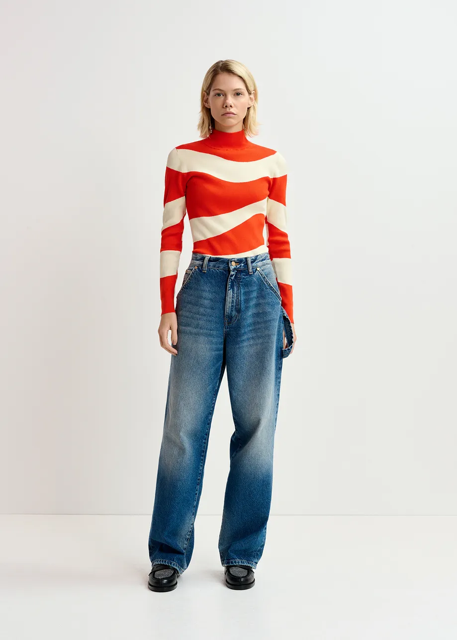 Rood en ecru gestreepte trui met ribbels