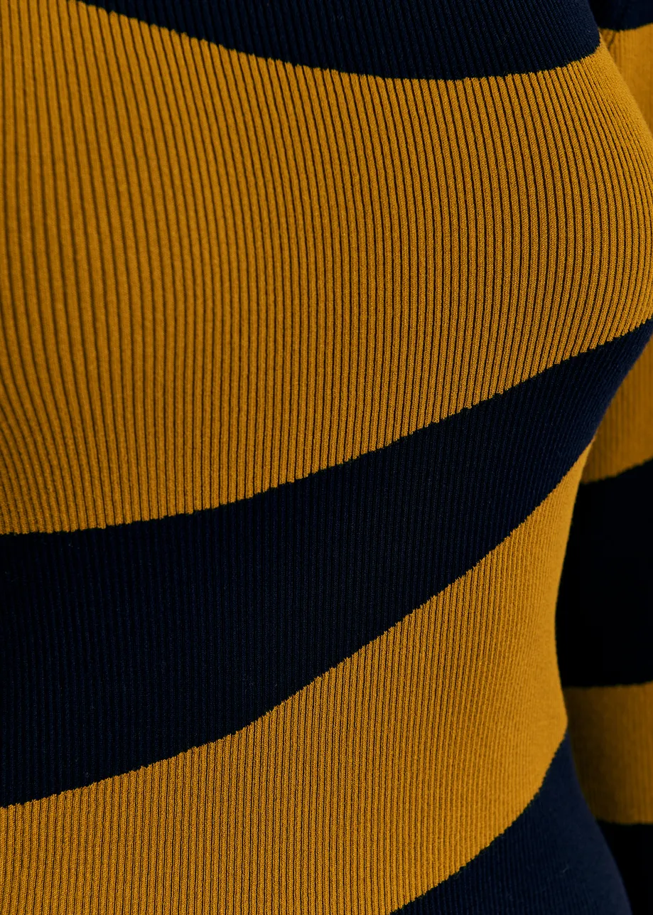 Pull rayé en côtes brun et noir