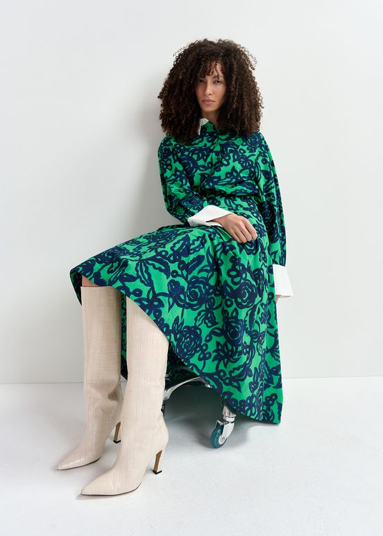 Groene en donkerblauwe midi-plissérok met bloemprint