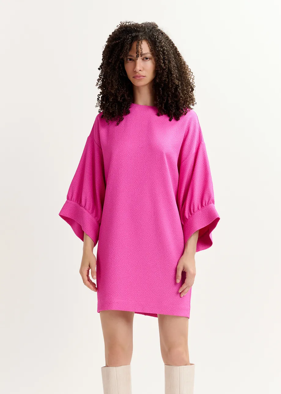 Fuchsia mini dress with wide sleeves