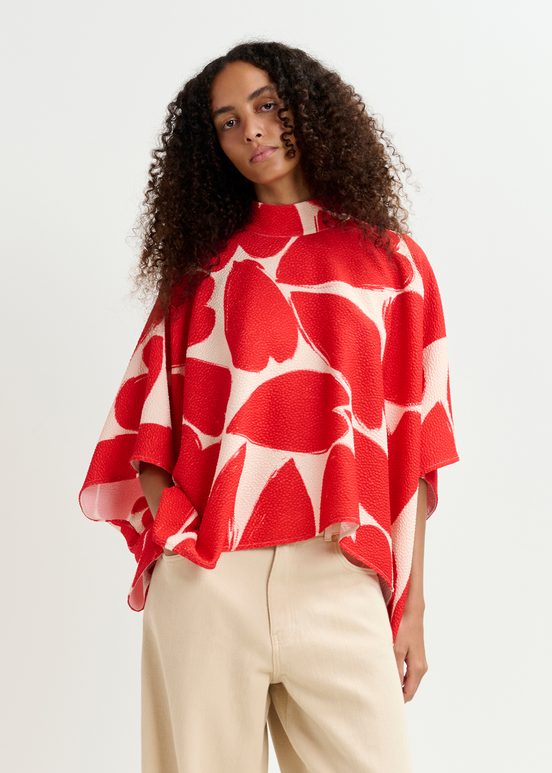 Cremefarbenes und rotes Oversized Top mit Stehkragen