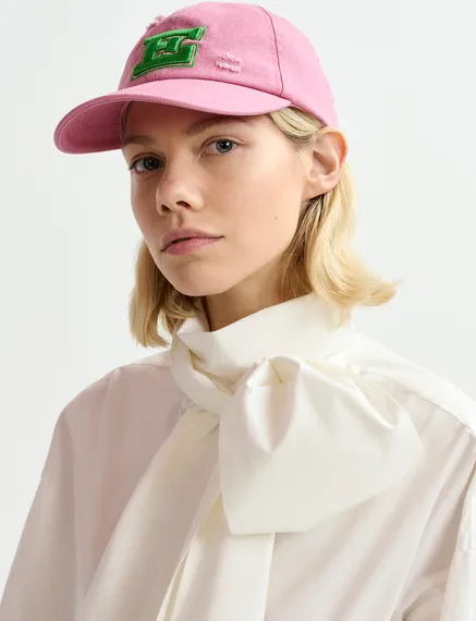 Off-white cotton shirt with pussy bow