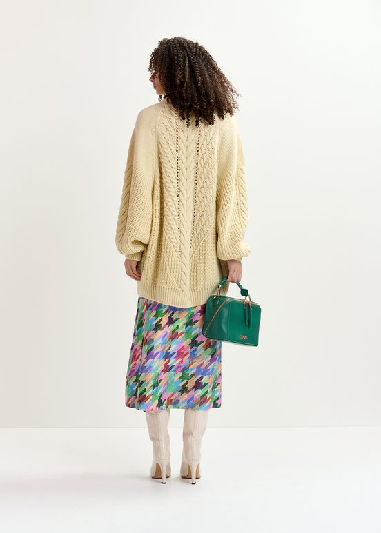 Ecrufarbener Oversized Strickpullover mit Zopfmuster