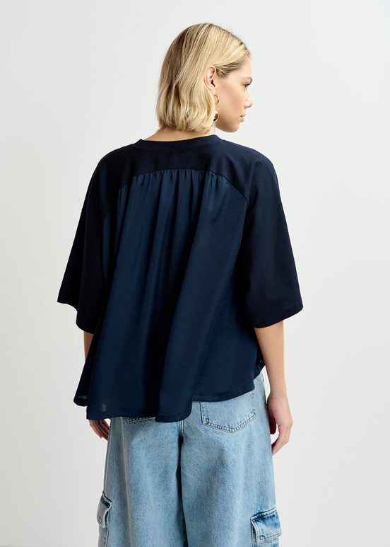 Marineblauw T-shirt met satijnen rug