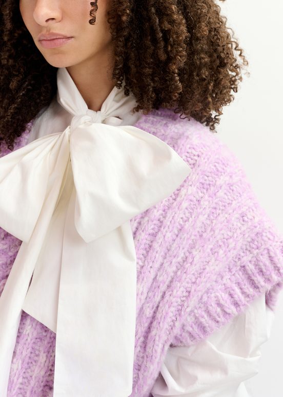 Pull sans manches en tricot mêlé mauve et écru