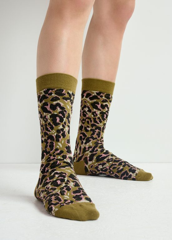 Chaussettes kaki en jacquard léopard