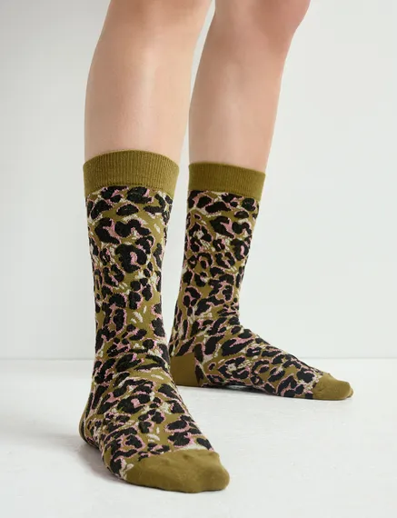 Chaussettes kaki en jacquard léopard