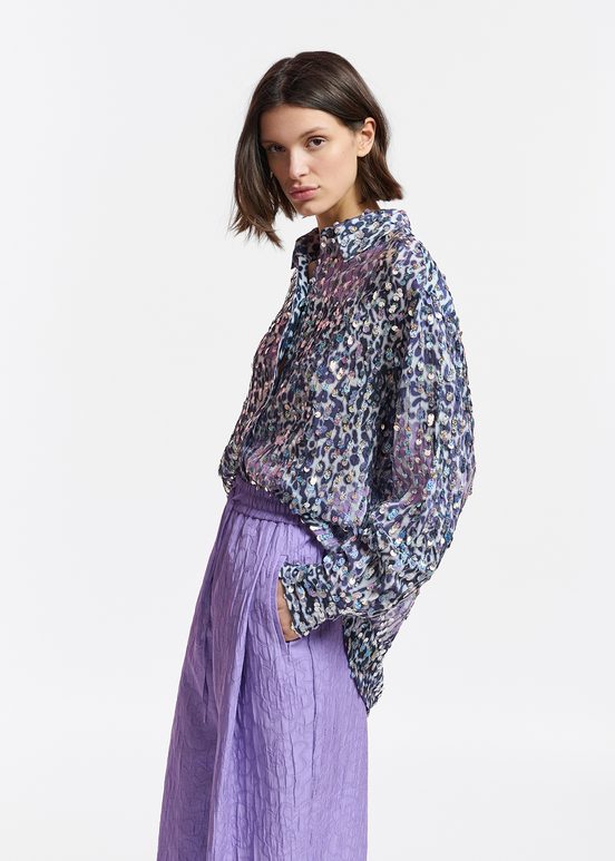 Cremefarbenes, fliederfarbenes und violettes Hemd mit Leoparden-Print und Pailletten