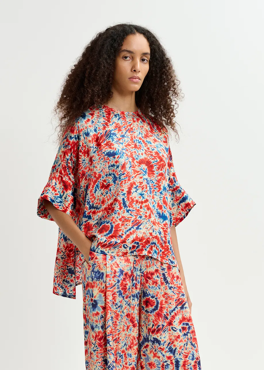 Oversized Oberteil mit Batik-Print in Rot und Blau