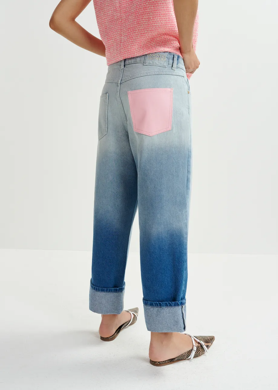 Blue boyfriend jeans with folded cuffs and tie-dye effect