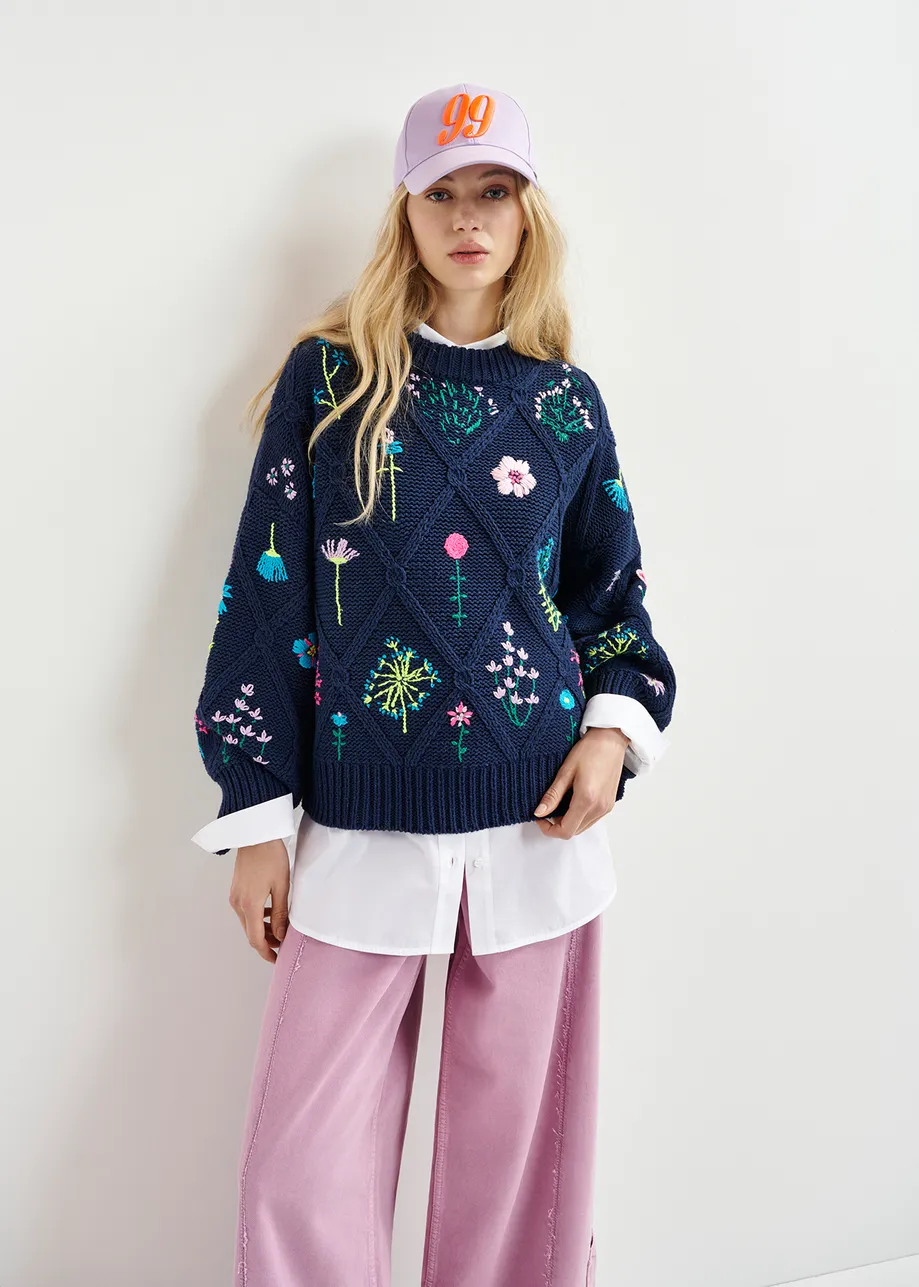 Dark blue rib-knitted sweater with flower embroidery