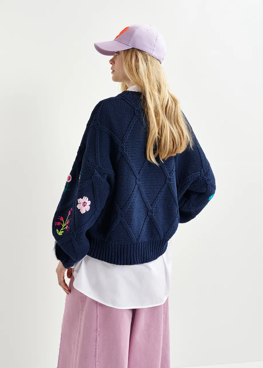 Dark blue rib-knitted sweater with flower embroidery