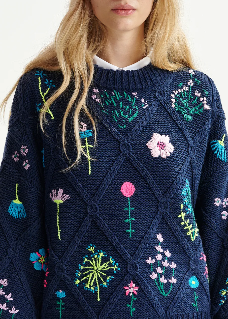 Dark blue rib-knitted sweater with flower embroidery