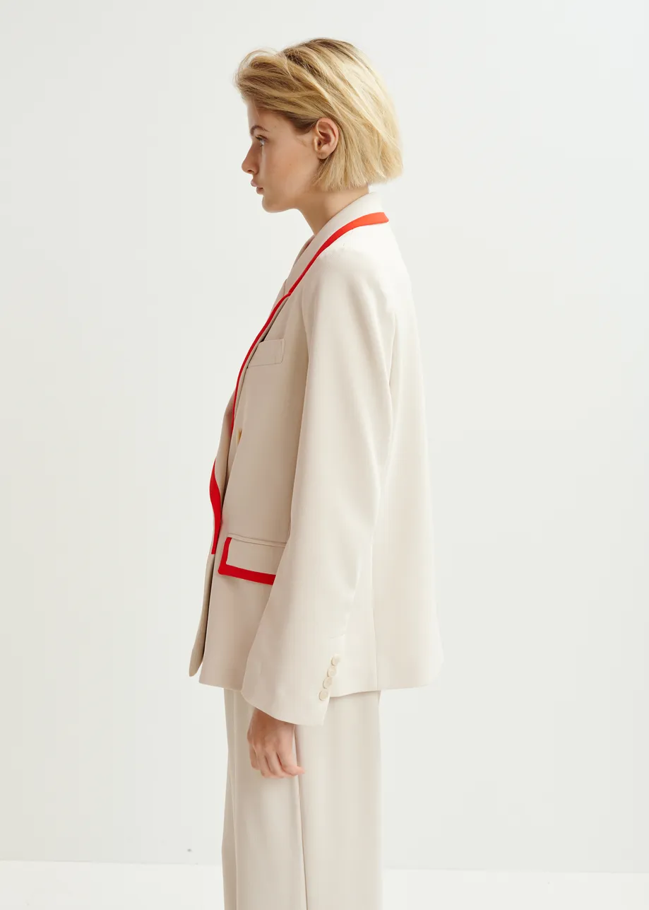 Zweireihiger Blazer in Cremeweiß mit Zierleisten in Kontrastfarbe