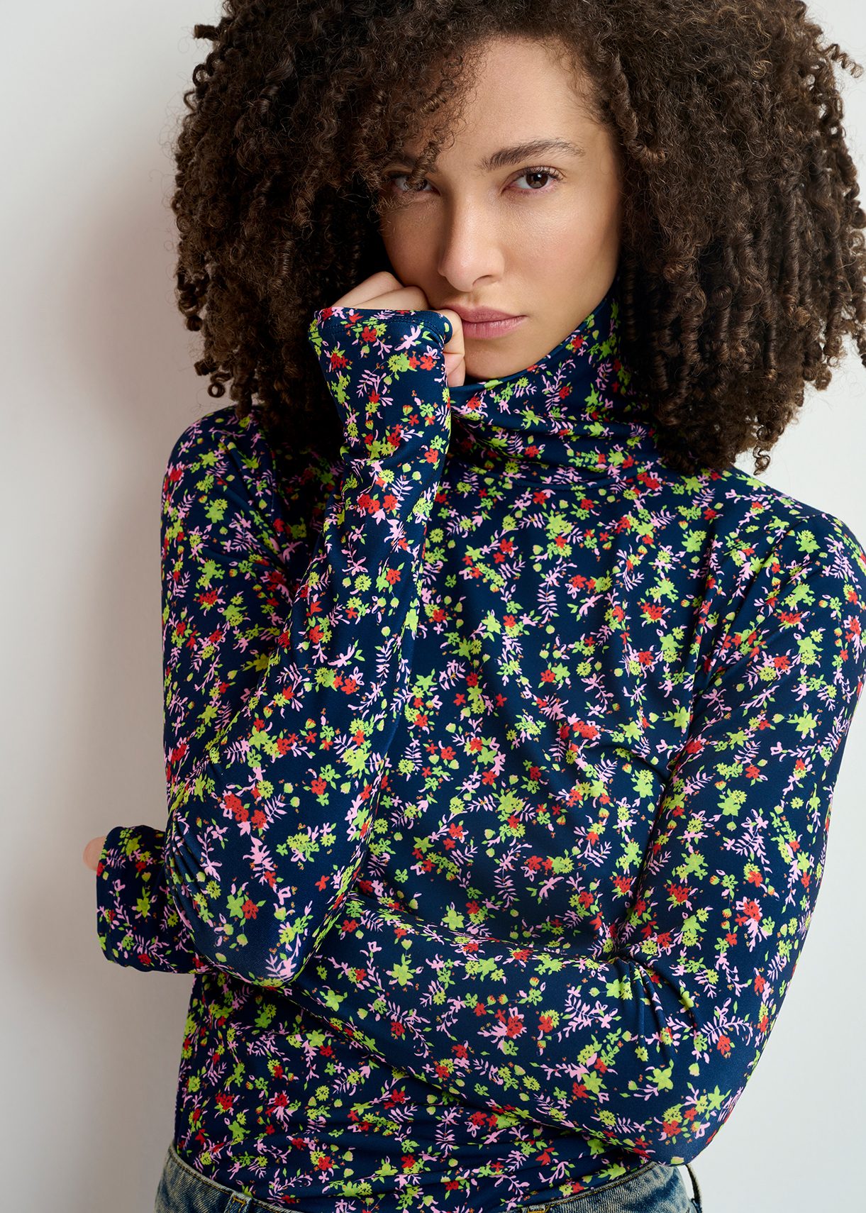 Dark blue floral-print turtleneck top | Essentiel Antwerp United