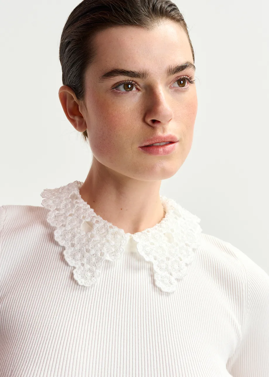 Off-white ribbed knitted polo top with removable lace collar