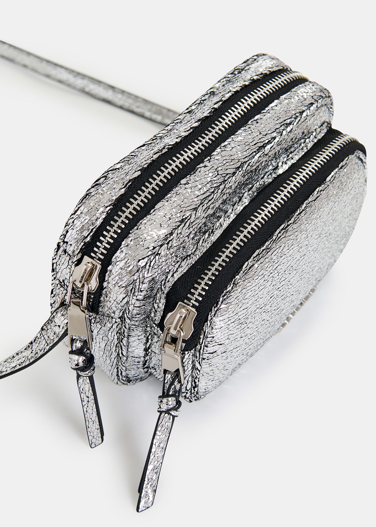 CONNECTION PURSE BAG シルバー Silver Leather Cole Crossbody Bag | Lulu Guinness