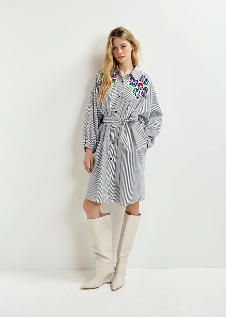 Off-white leather wedge knee boots