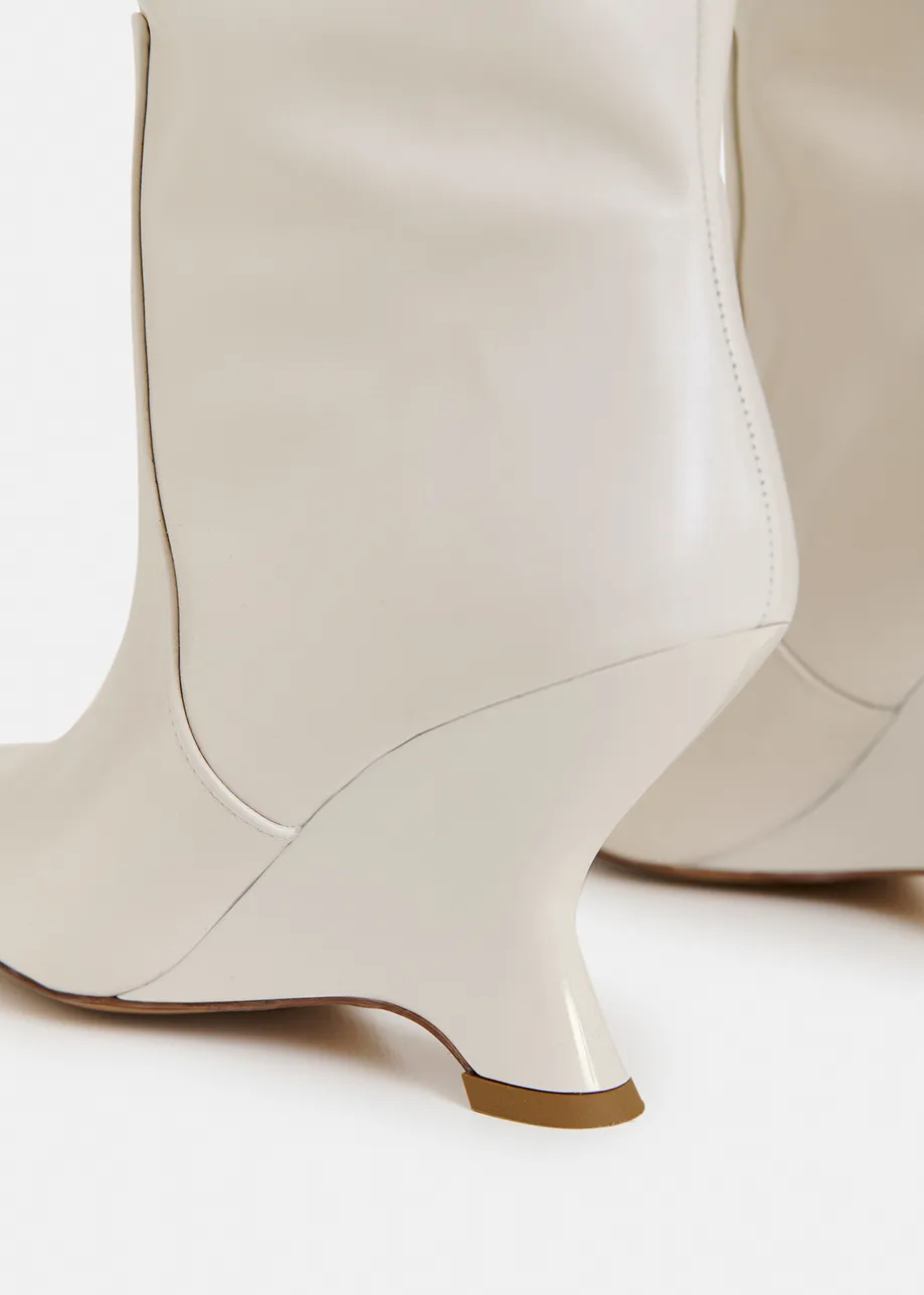 Bottes compensées en cuir blanc cassé