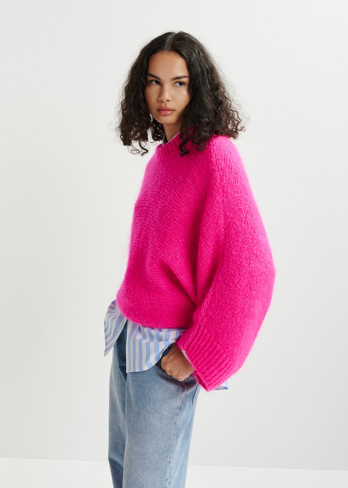 Bright pink mohair blend knit with batwing sleeves | Essentiel
