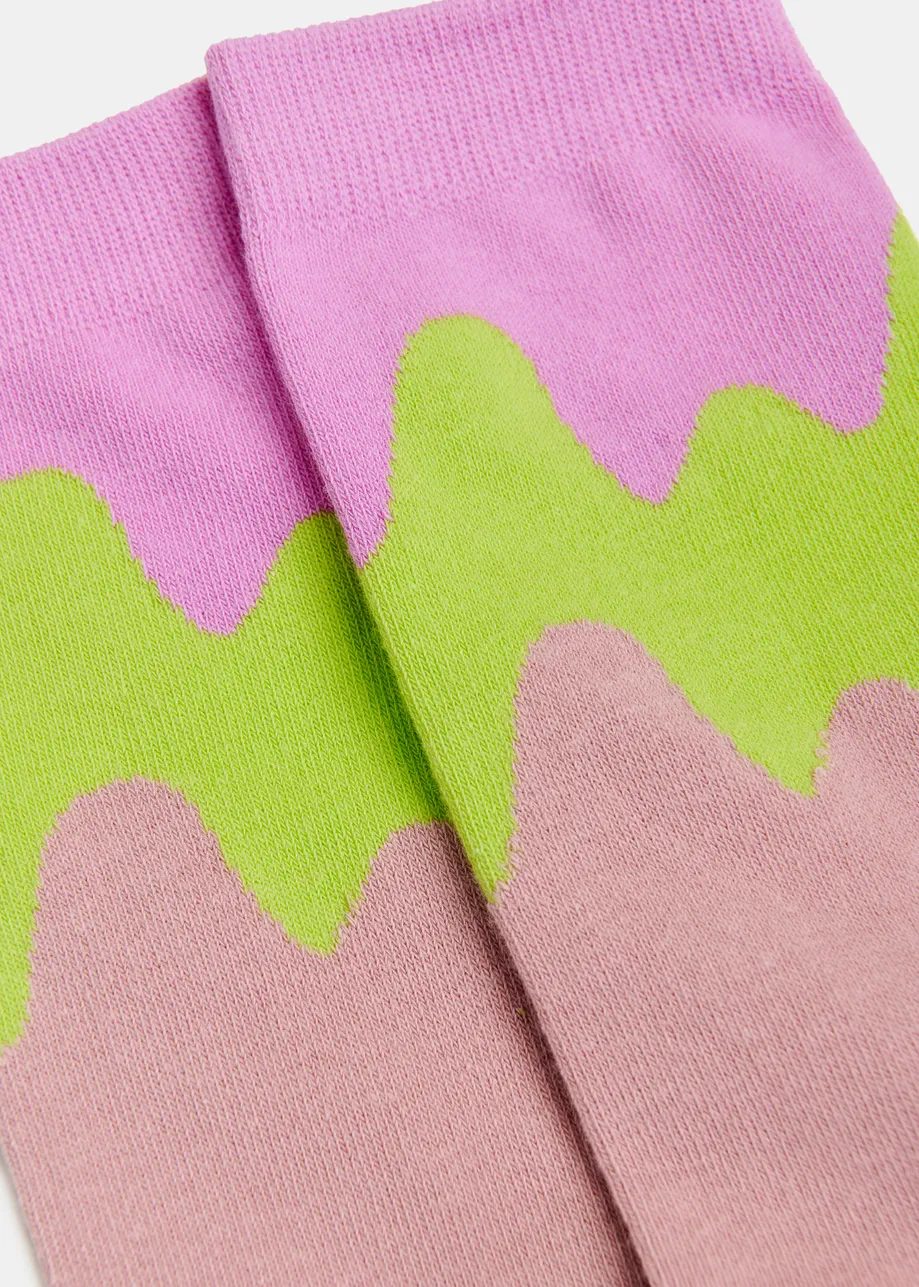 Dusty pink, green and purple wavy jacquard socks