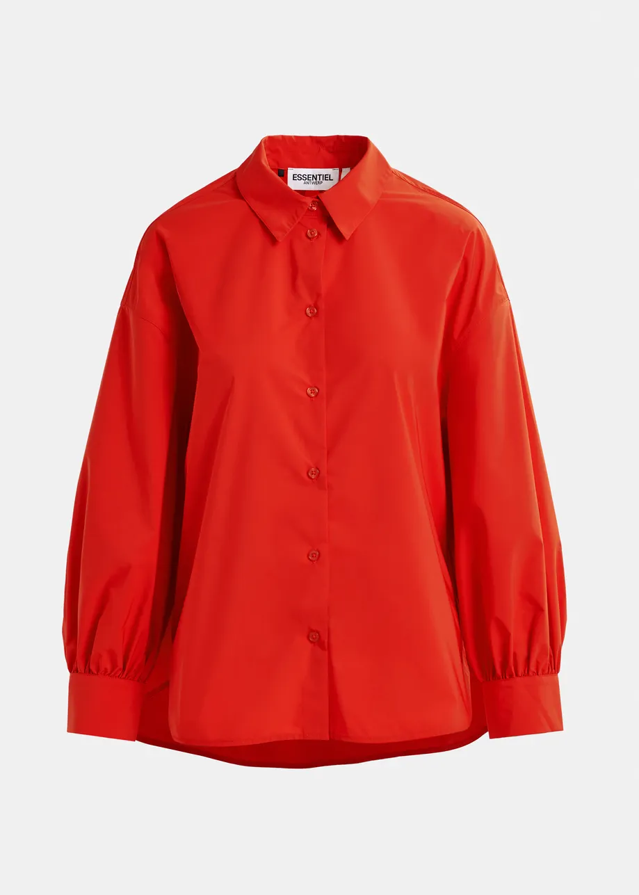 Red oversized shirt with pleated cuffs