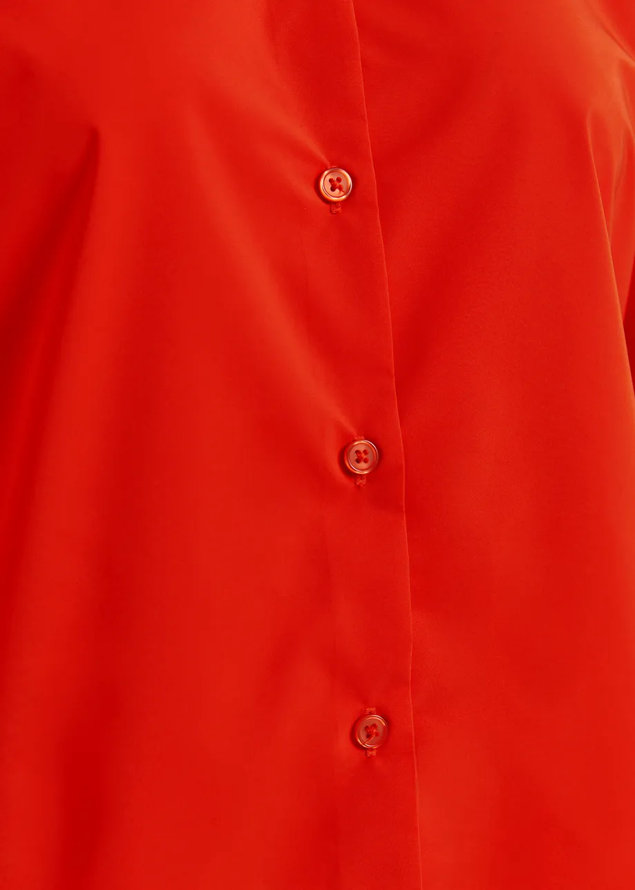 Chemise oversize rouge à poignets plissés