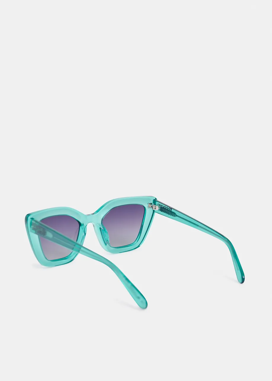 Blauwe cat-eye zonnebril