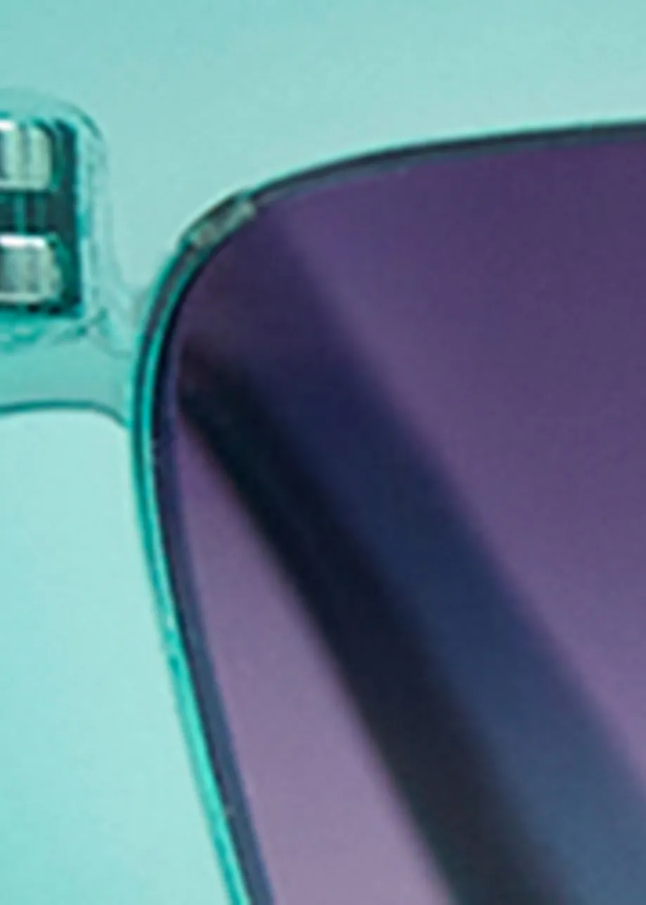 Blue cat eye sunglasses