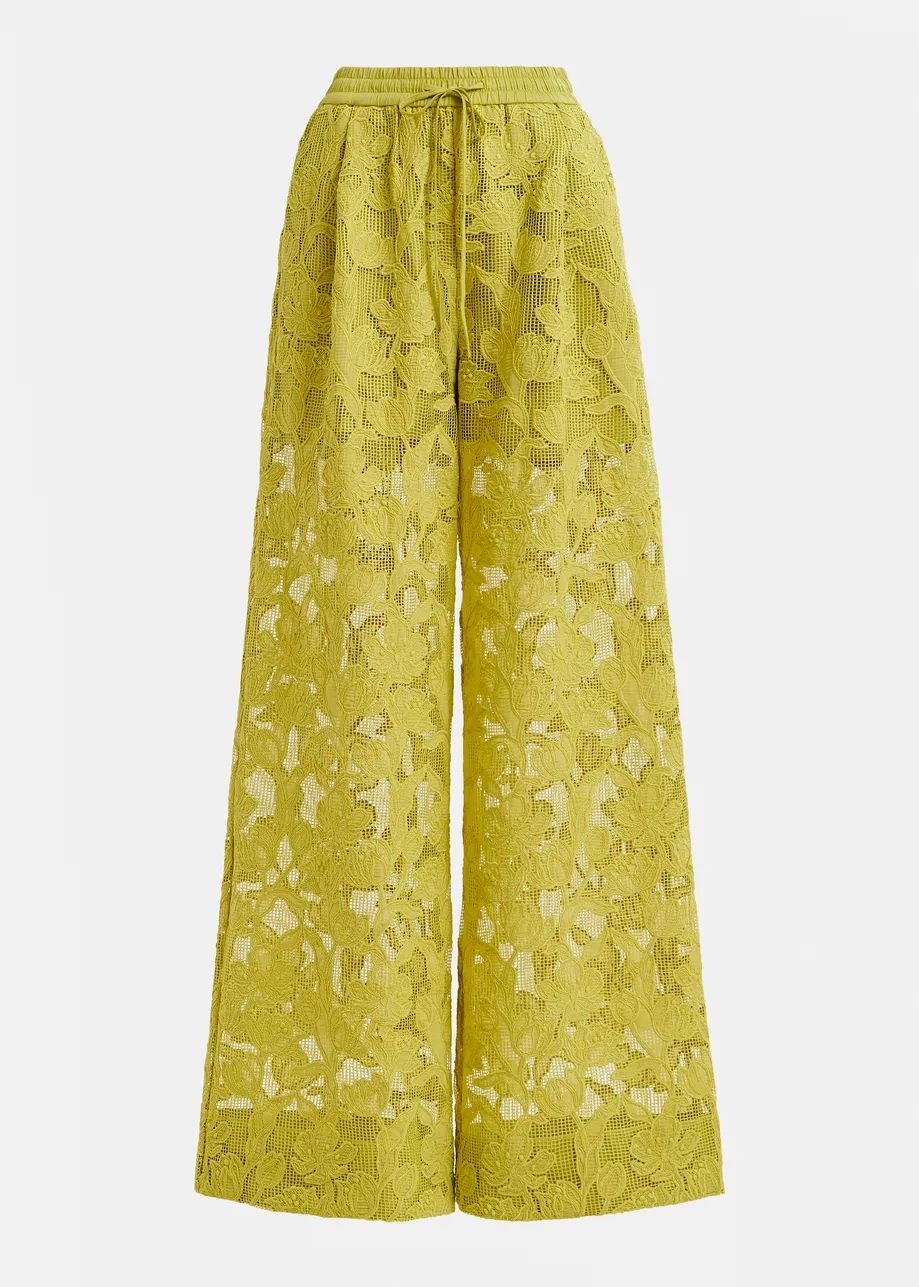 Gelbe Spitzenhose mit weitem Bein