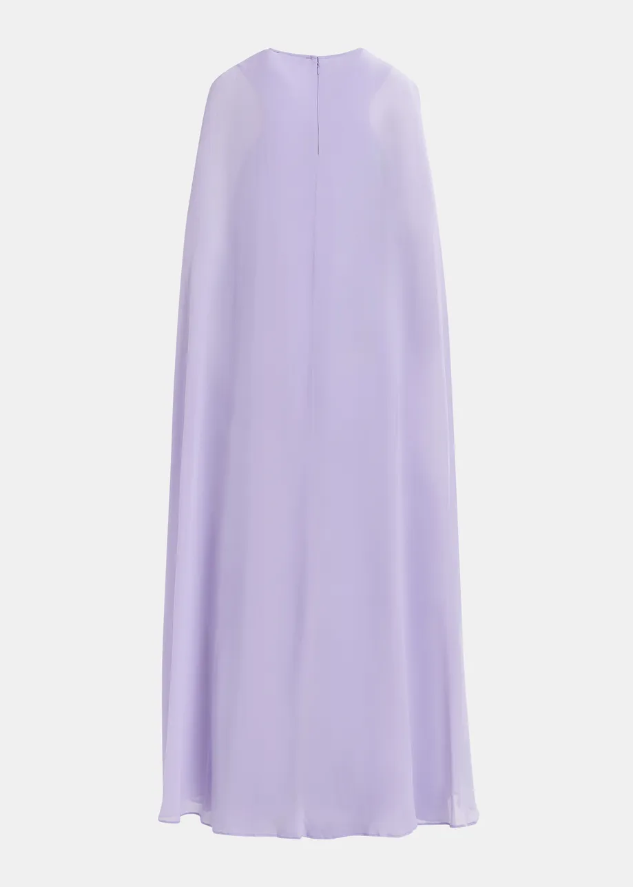 Robe longue lilas à manches cape