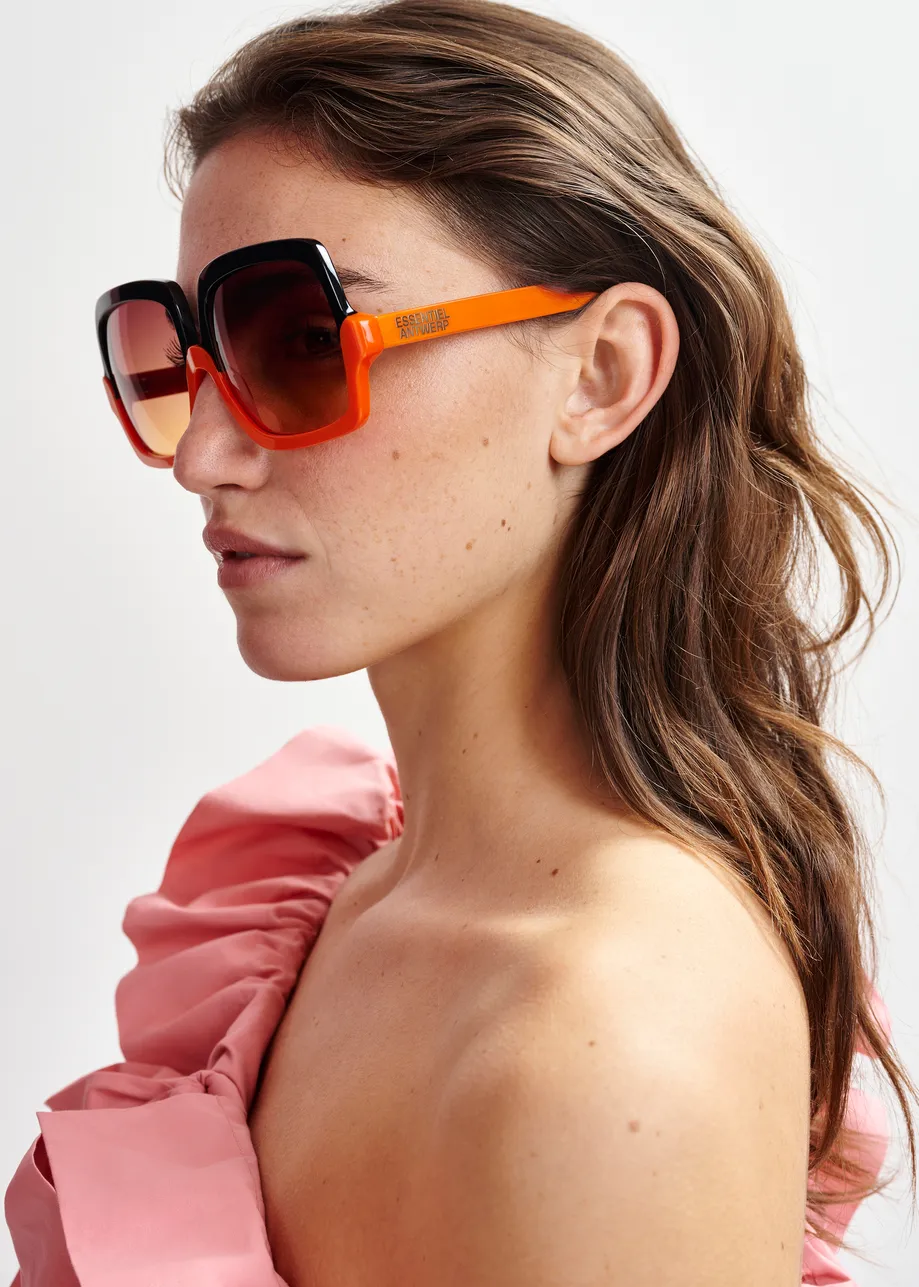 Zweifarbige Oversized Sonnenbrille in Orange und Schwarz