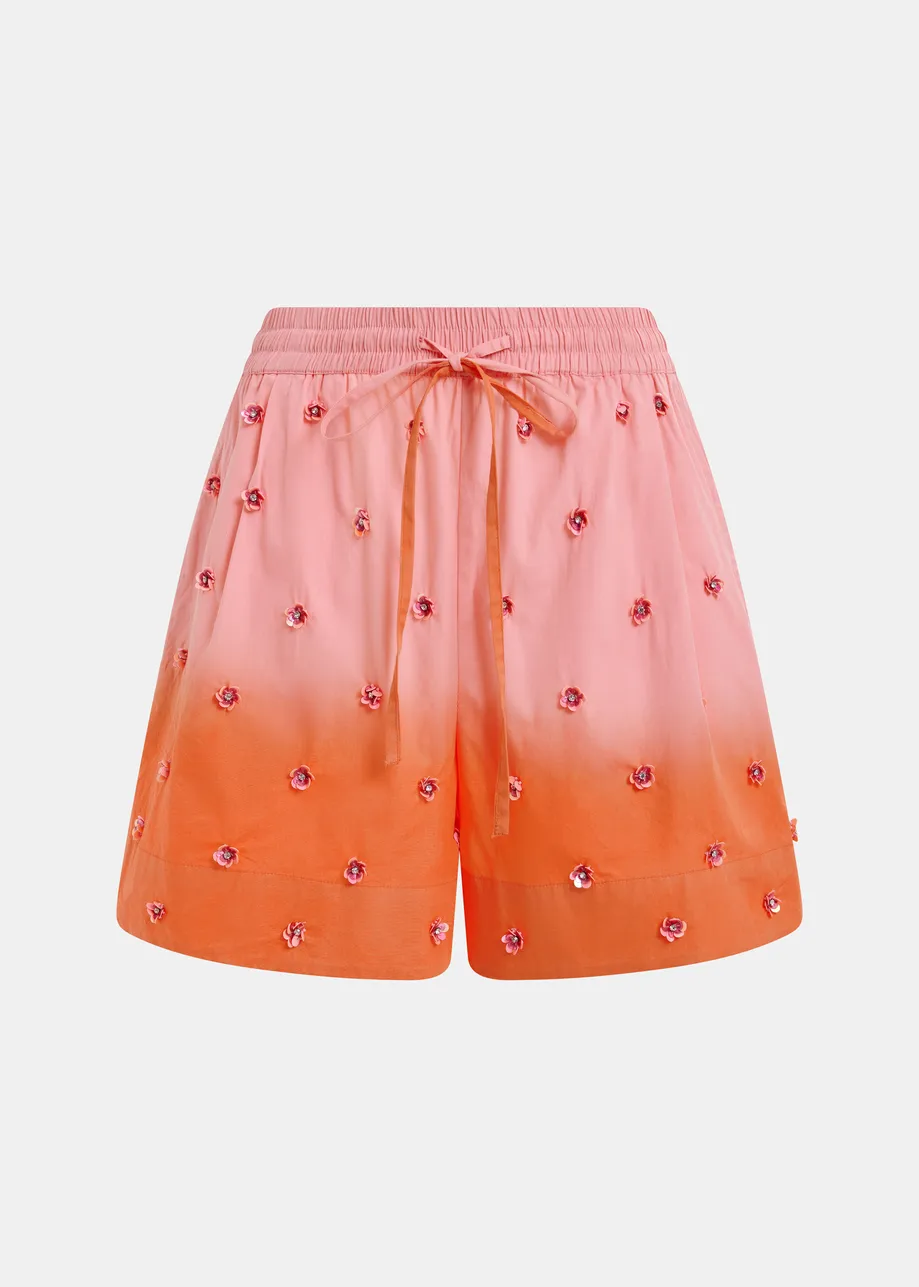 Rosa und orangefarbene Ombré-Shorts mit Blumenverzierungen aus Pailletten und Perlen