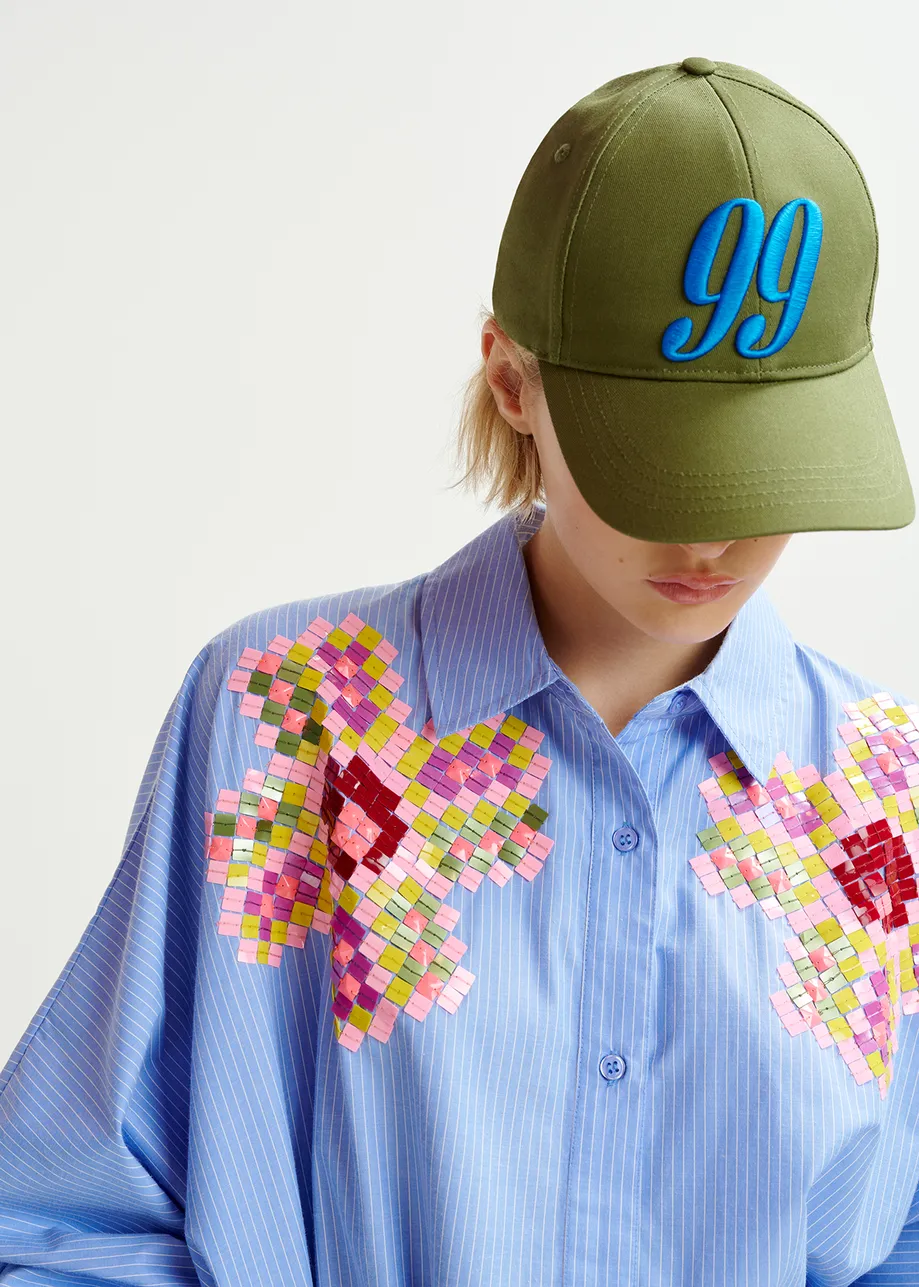 Gorra de béisbol bordada, azul y caqui