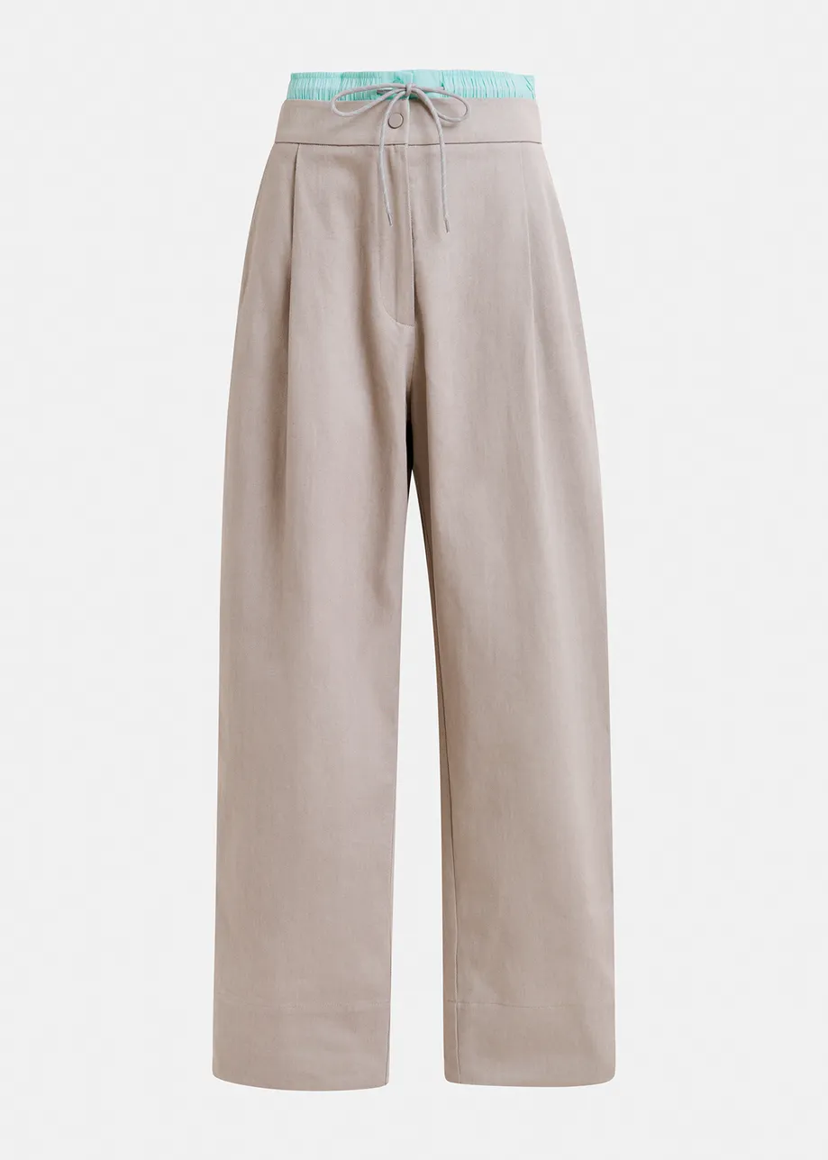 Beige and light blue double-waist pants