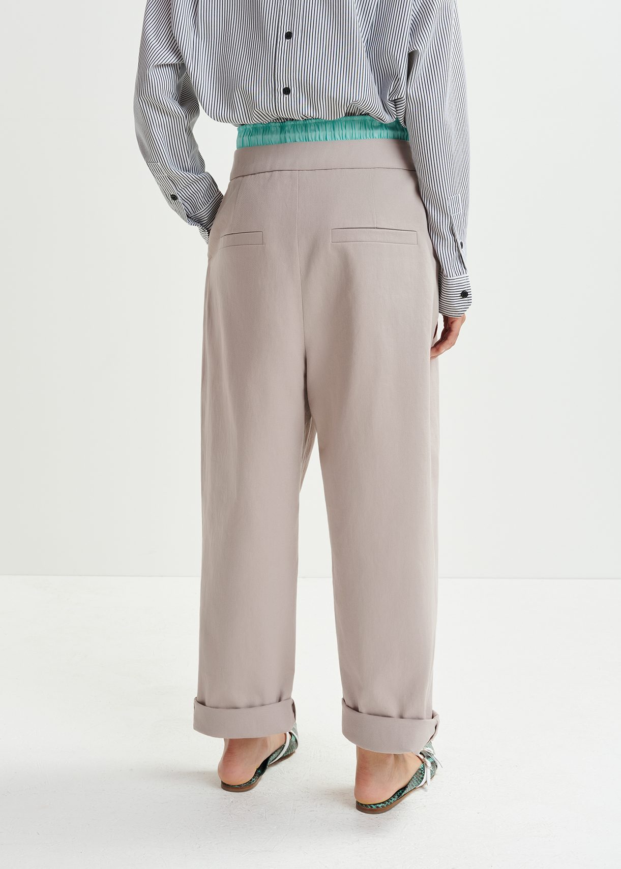 パンツ ESSENTIEL ANTWERP Women Pants HERBH1SC Beige Beige, dark blue and red checkered wide-leg pants
