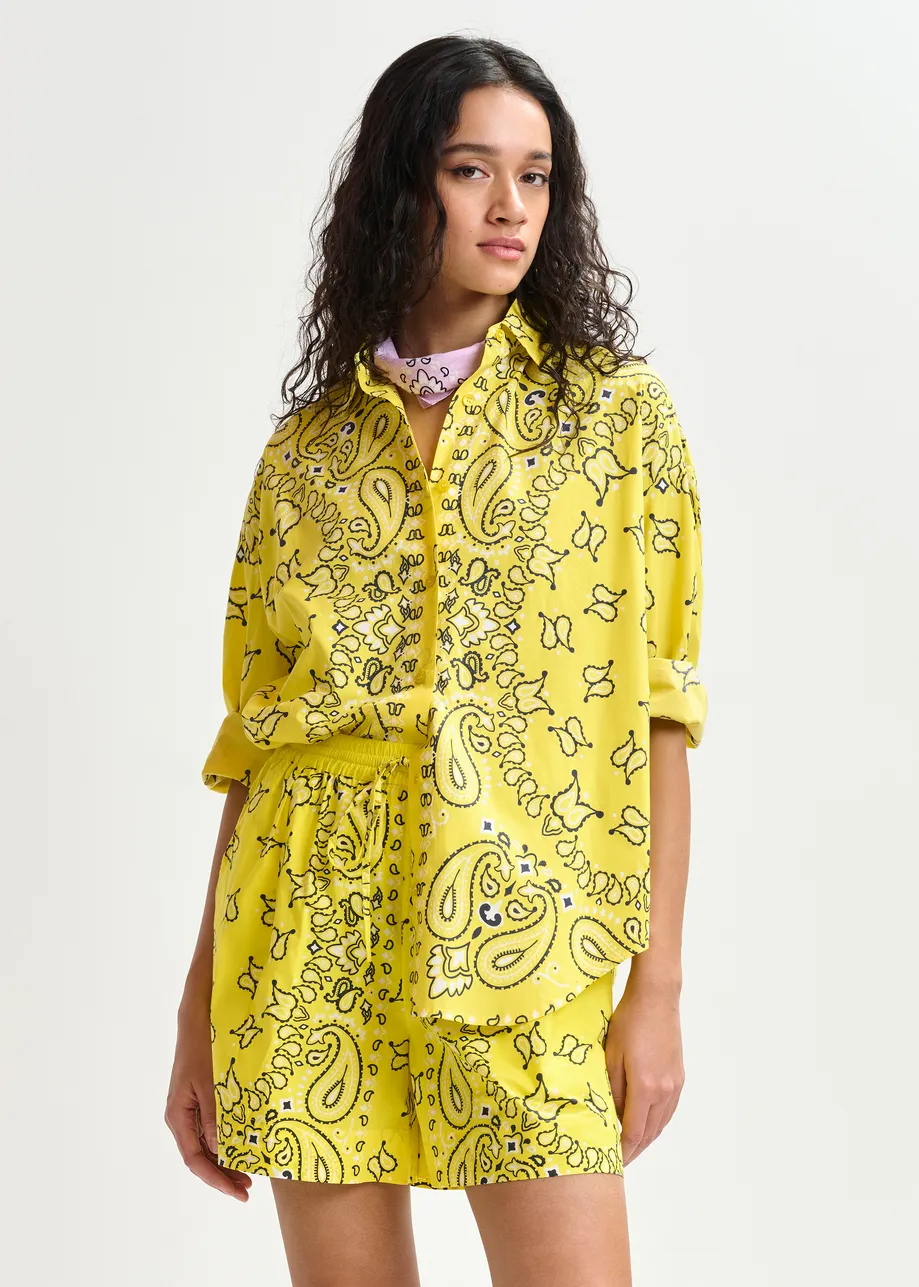 Oversized Baumwollhemd mit Bandana-Print in Gelb und Schwarz